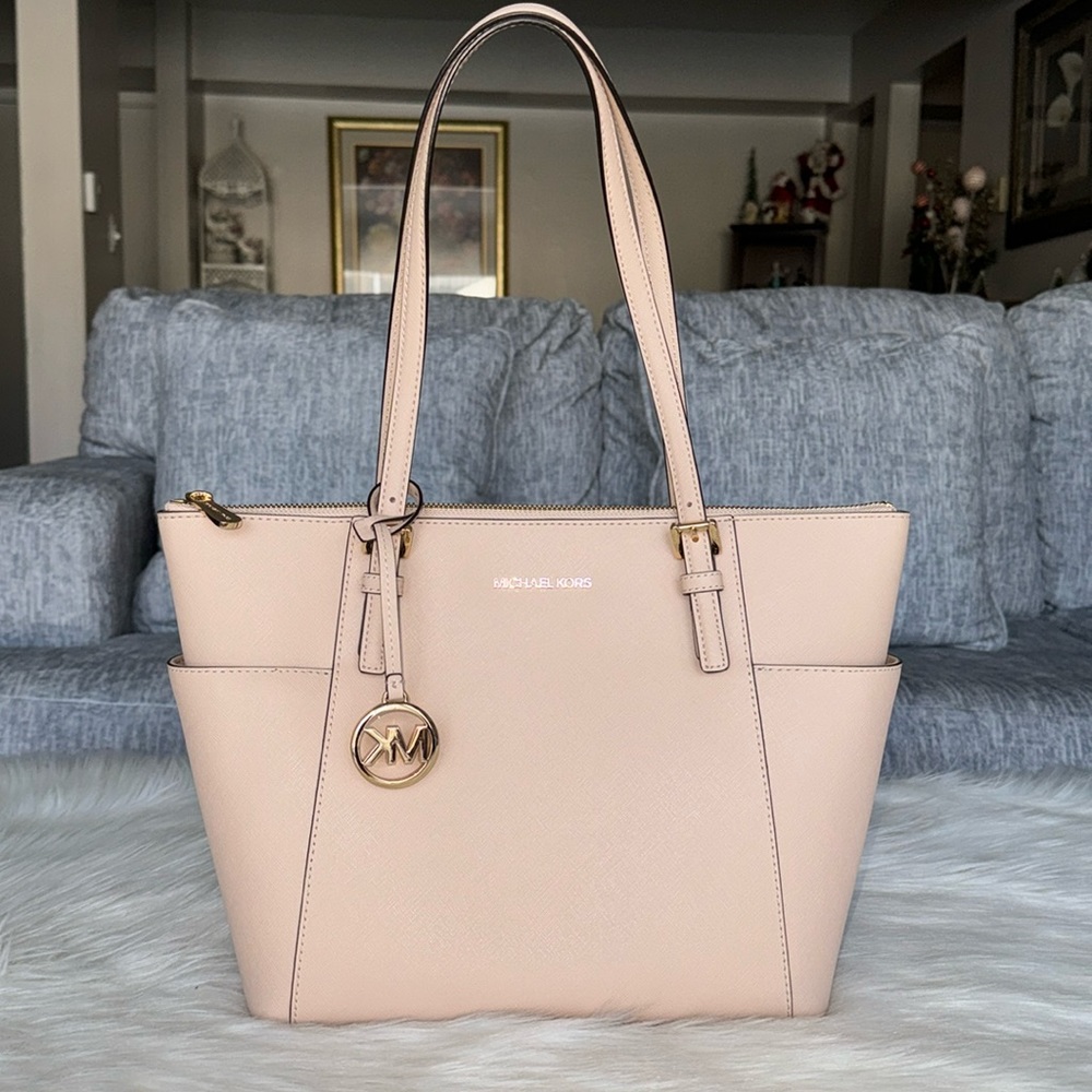 Michael Kors Jet Set Travel Tote